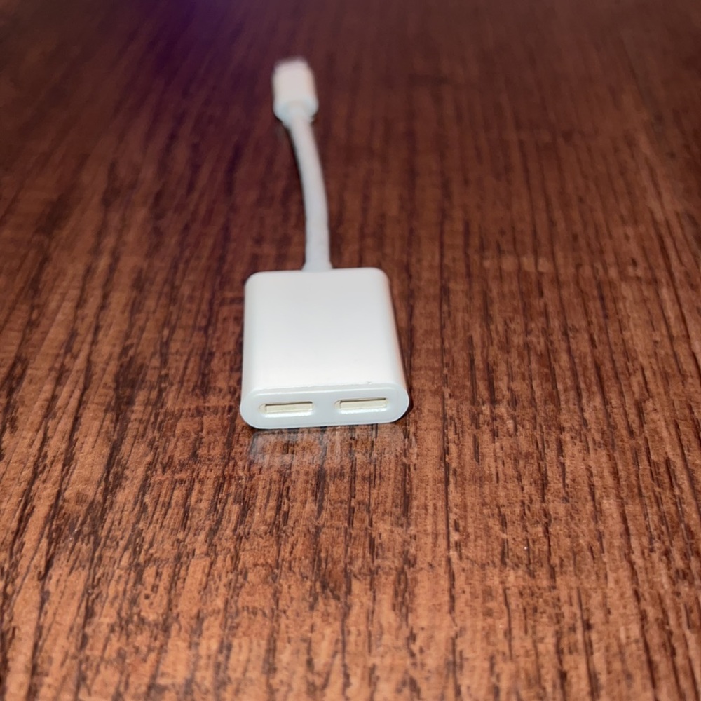 Iphone Headphone and charger adapter. 2 in 1. In good condition. - Picture 3 of 3